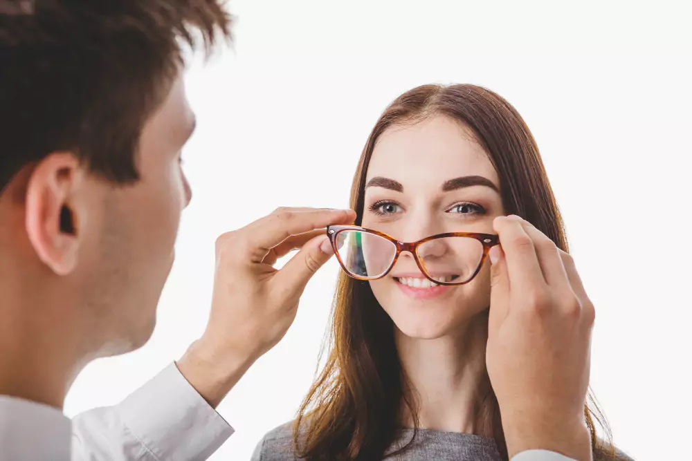 Contact Lens Consultation & Fitting